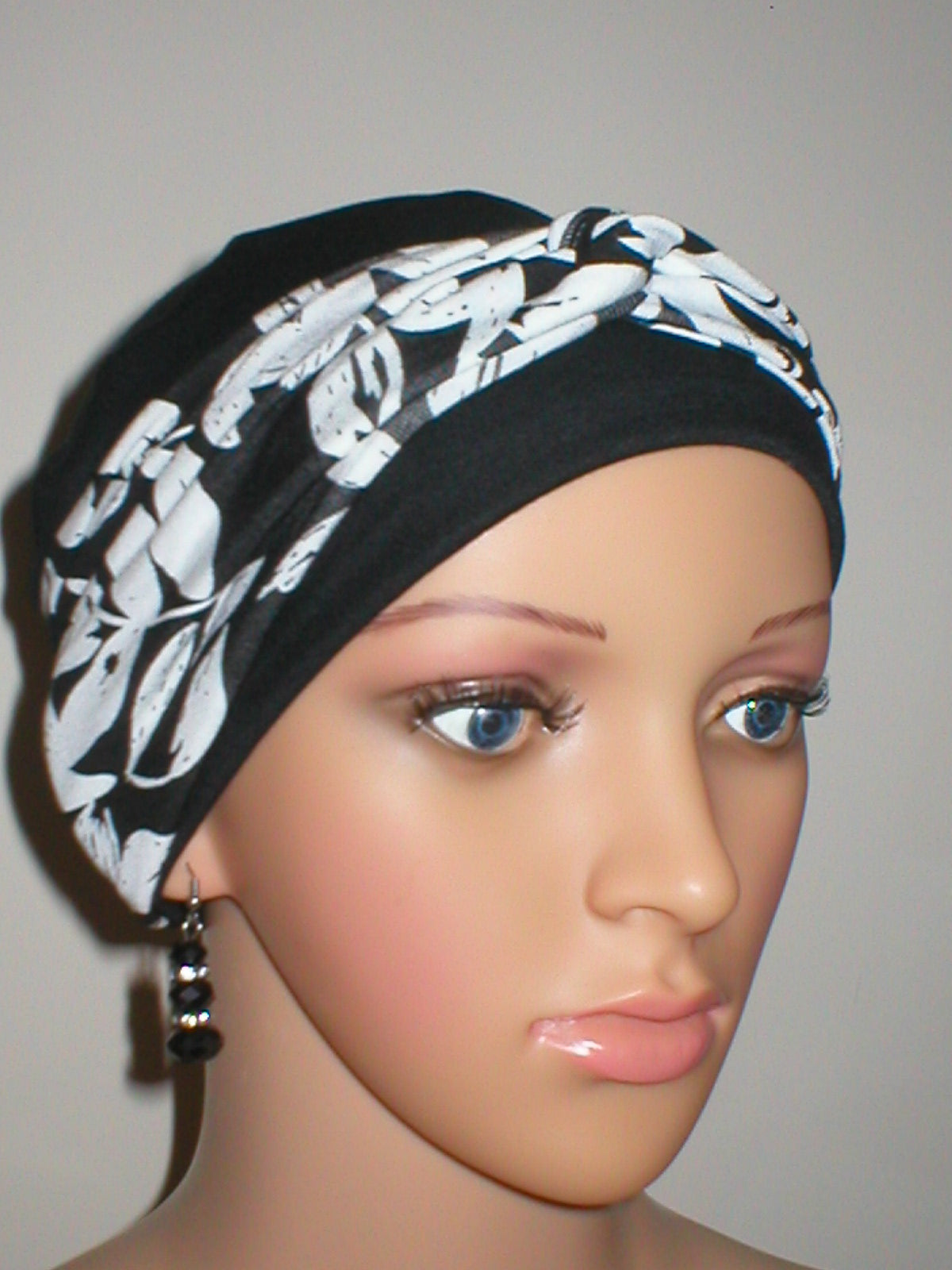 Soft chemo hat for hair loss and removable twist headband - Tina - Black white leaves